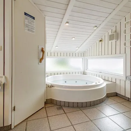 Holiday home Avni - 200m From The Sea In Nw Jutland By Interhome Lokken